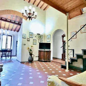  Appartamento Typical In The Historic Centre