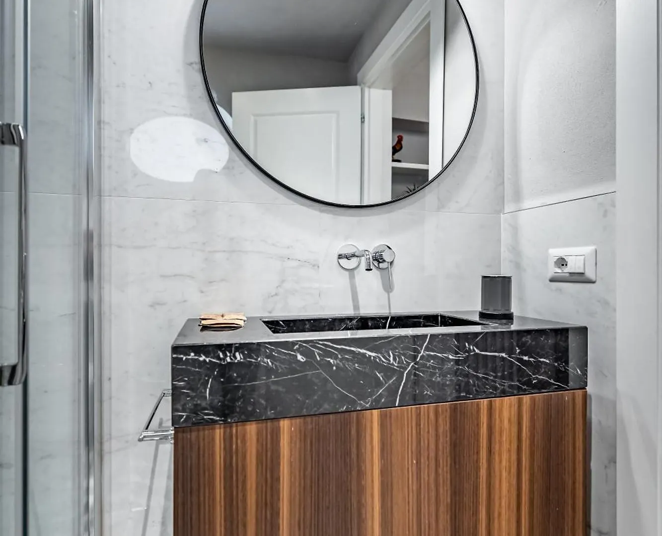 Hs4U Ricasoli Luxury Apartment Near Duomo N.1 Florence 0*,